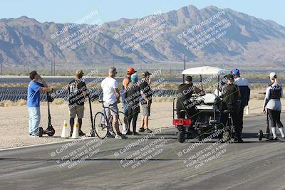 media/Oct-02-2025-Racers Edge (Thu) [[2c91cb6ab3]]/1-Around the Pits-Track Walk/